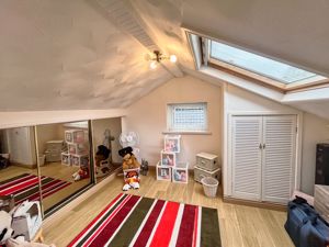 Photo 30- click for photo gallery